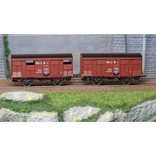 Ree Models WB735 Set of 2 ex-covered PLM produce wagons, 20 tons, S... WB-735-Ree Models WB735 Set of 2 ex-covered PLM produce wagons, 20 tons, Sideros red, SNCF