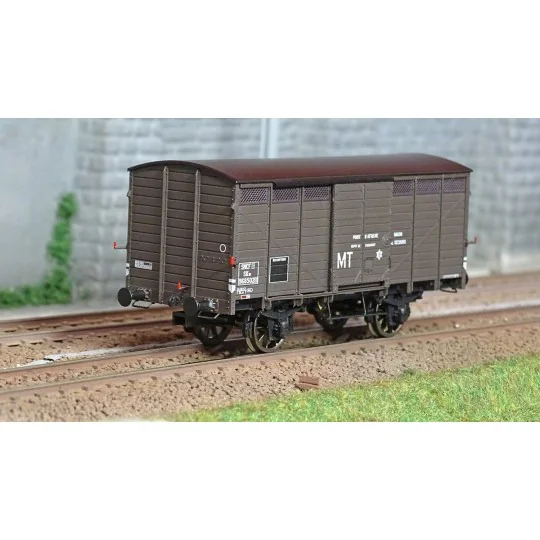 Ree models WB742 Fresh produce wagon ex-covered PLM 20 T "MT", brow... WB-742-Ree models WB742 Fresh produce wagon ex-covered PLM 20 T "MT", brown wagon 540, SNCF