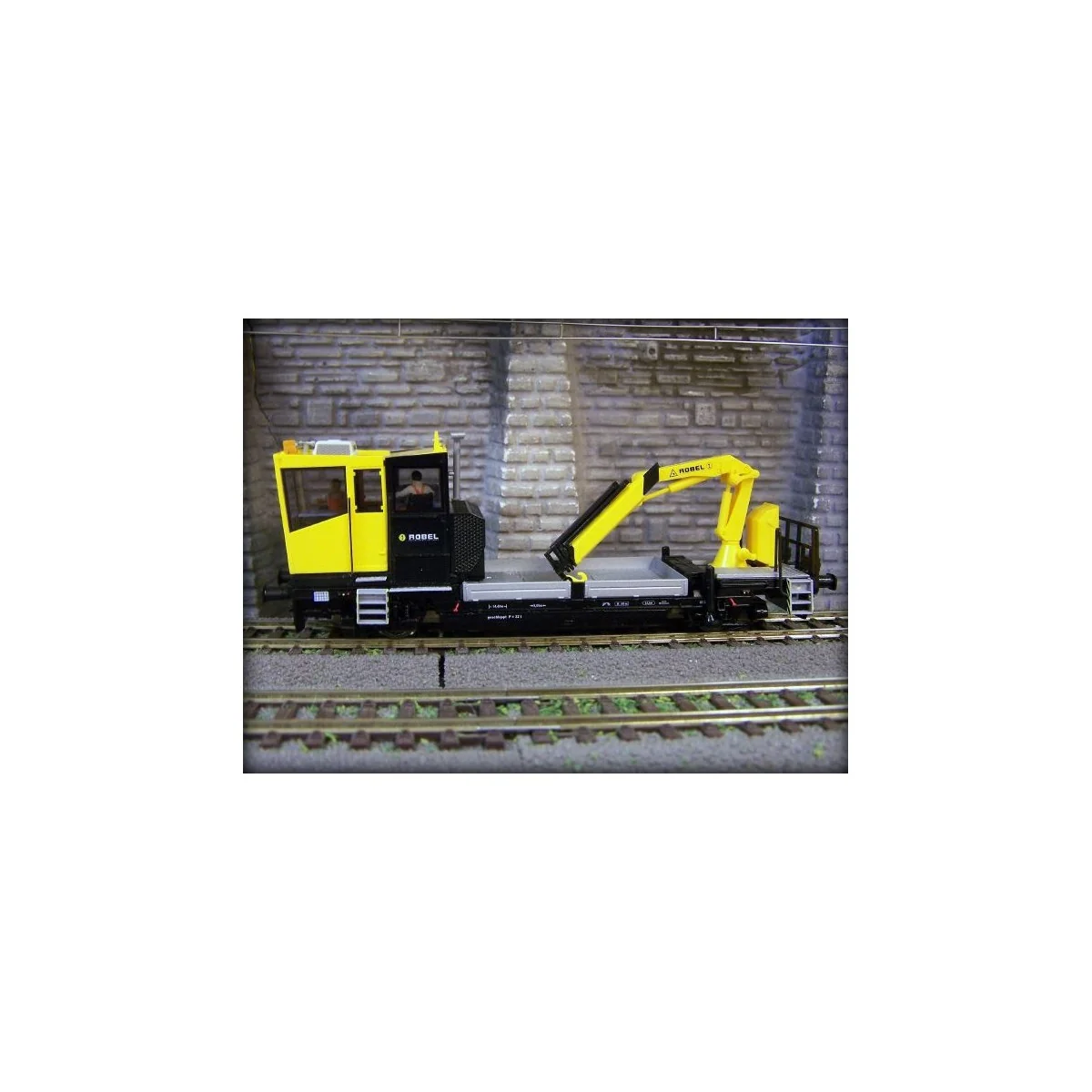 Viessmann 26110 Diesel railcar, Robel 54.22 with crane, digital sou...