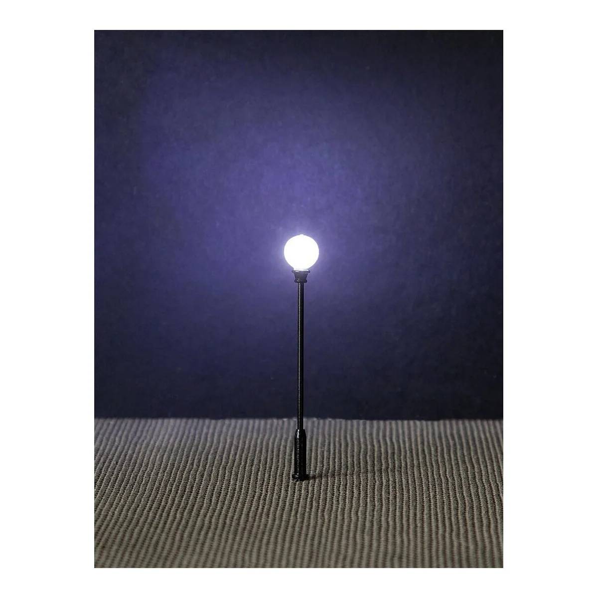 Faller 180104 Lighting, LED Park Lamppost, 7.1cm Ball Lamp, with LE...