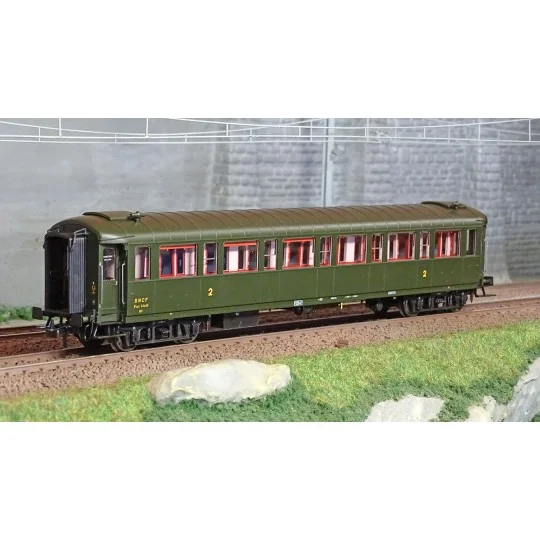VB-458-Ree models VB458 Metallic passenger car, ex-PLM, SNCF, B8, green 306, ep. III