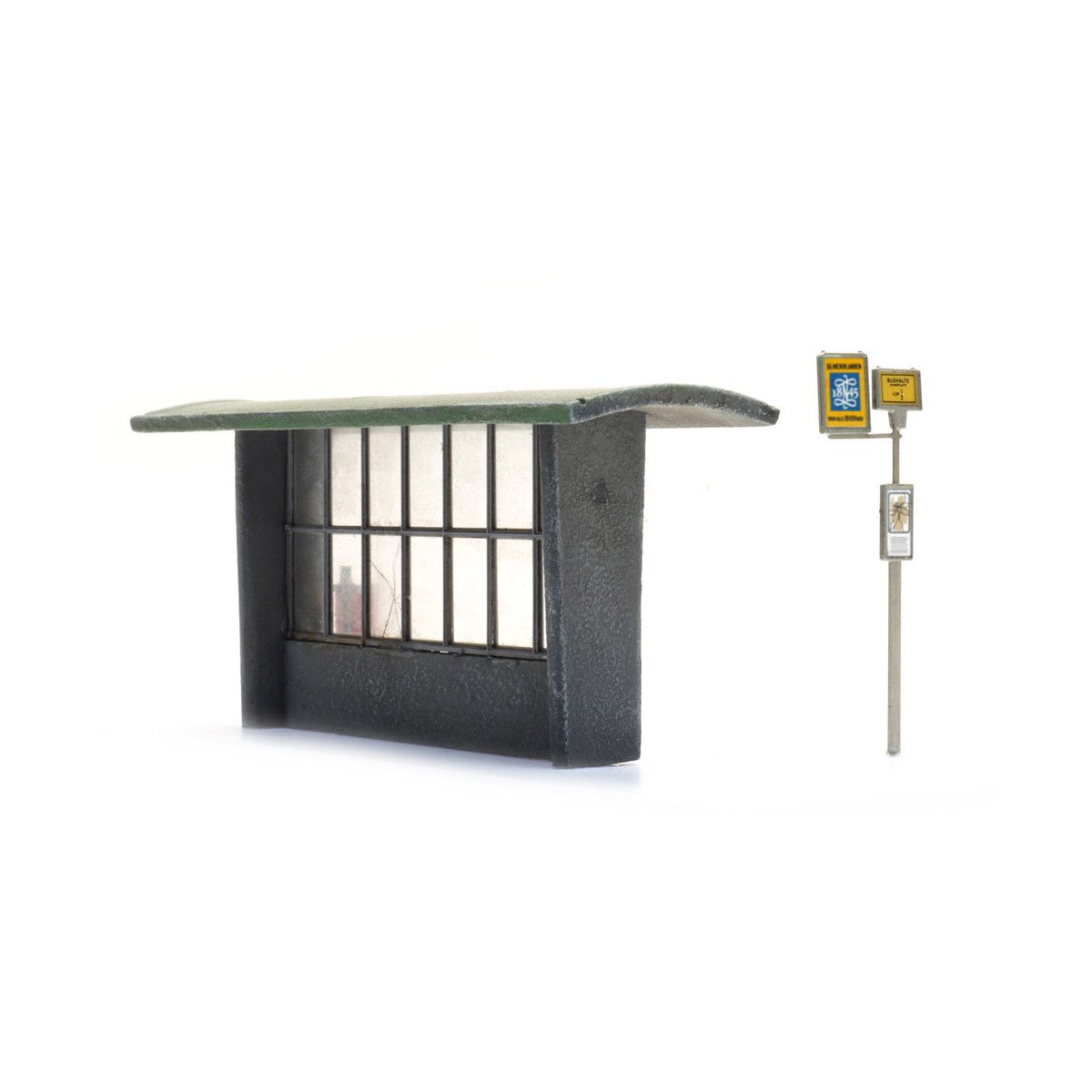 Artitec 10.378 Concrete shelter kit for buses and trains (3x) - Art...