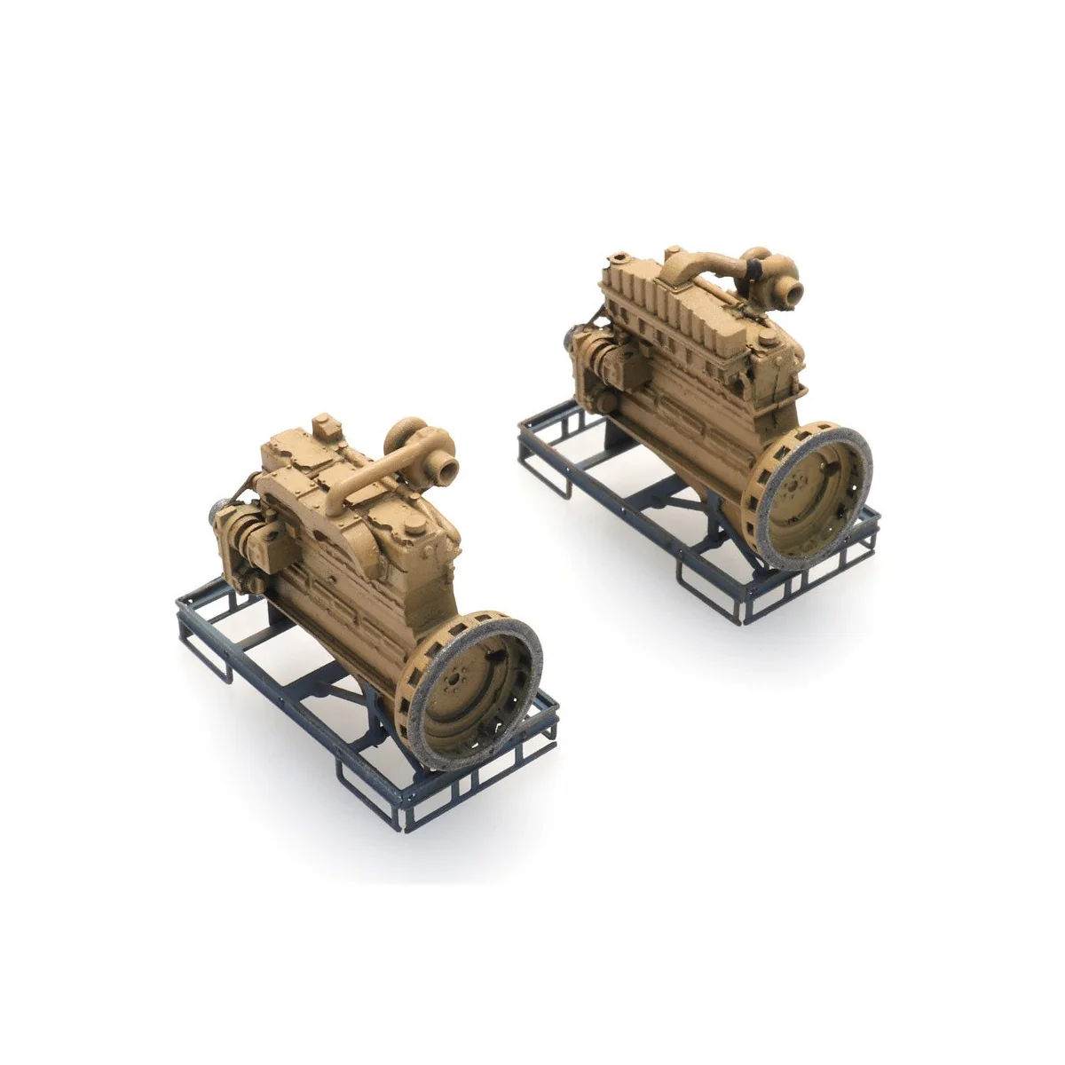 Artitec 387.510 Industrial diesel engines on transport pallet (x2) Artitec 387.510 Industrial diesel engines on transport pallet (x2)