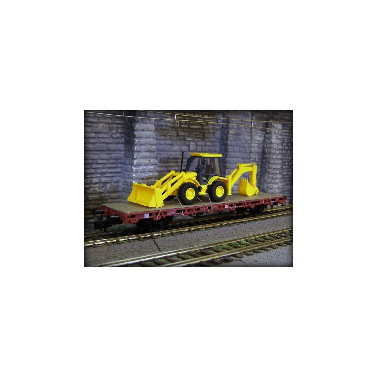 Kibri 26260 Flat wagon with axles and JCB backhoe loader - Kibri - ... Kibri 26260 Flat wagon with axles and JCB backhoe loader - Kibri - ...