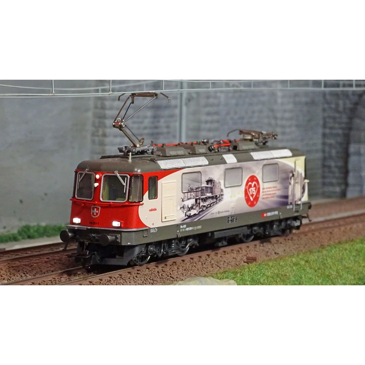 Trix 25875 Locomotive électrique Re 420, CFF, digitale sonore Trix Trix_25875 - 1