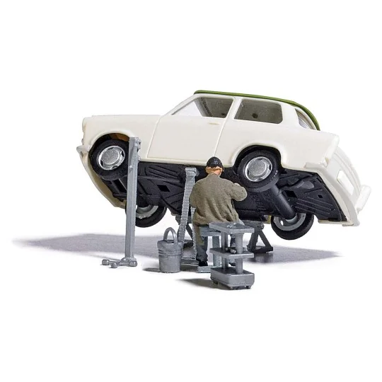 Busch_7938-Busch 7938 AS Trabant Lifting