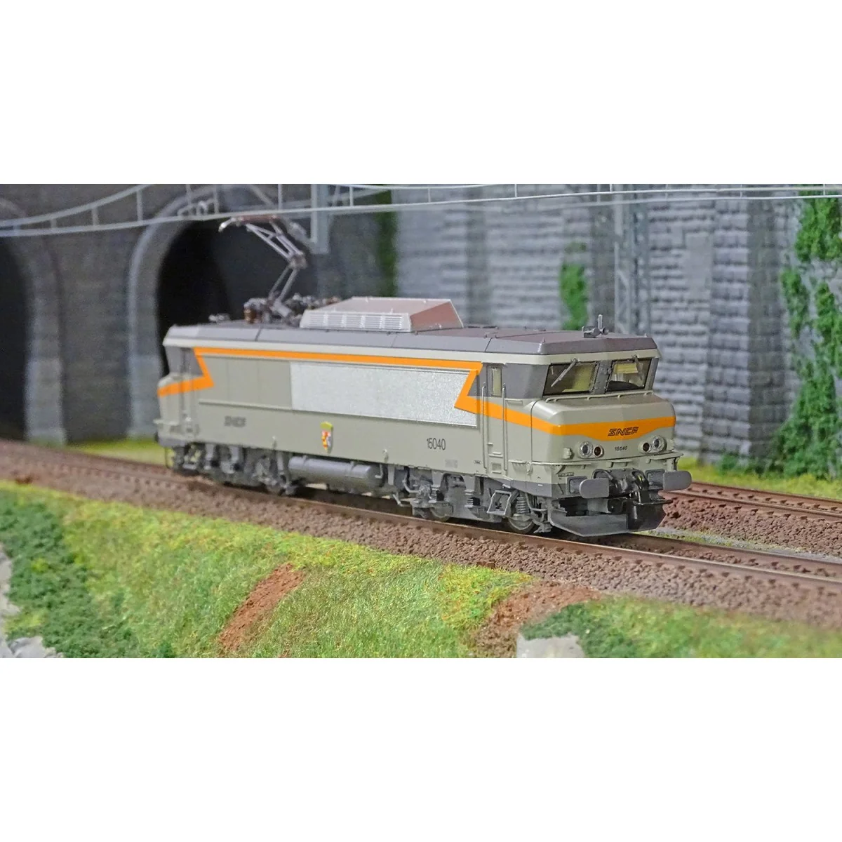 LS Models 10481S BB 15040 electric locomotive, SNCF, concrete, "noo...