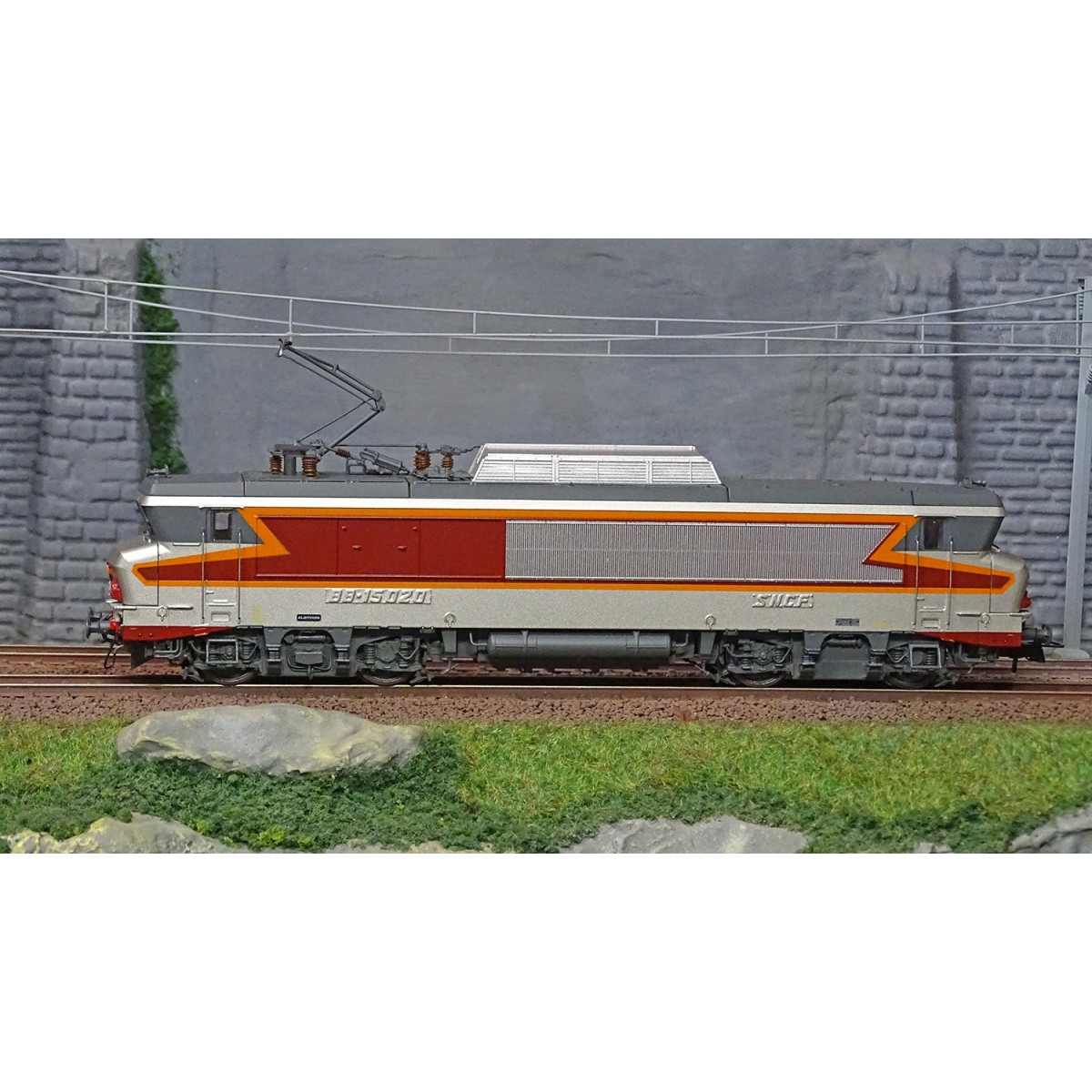 LS Models 10492S BB 15020 electric locomotive, SNCF, metallic grey,...