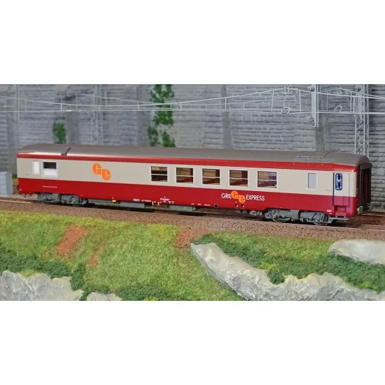 Lsm_40159-LS Models 40159 Grill Express Coach, red/concrete grey, SNCF, orange GE logo