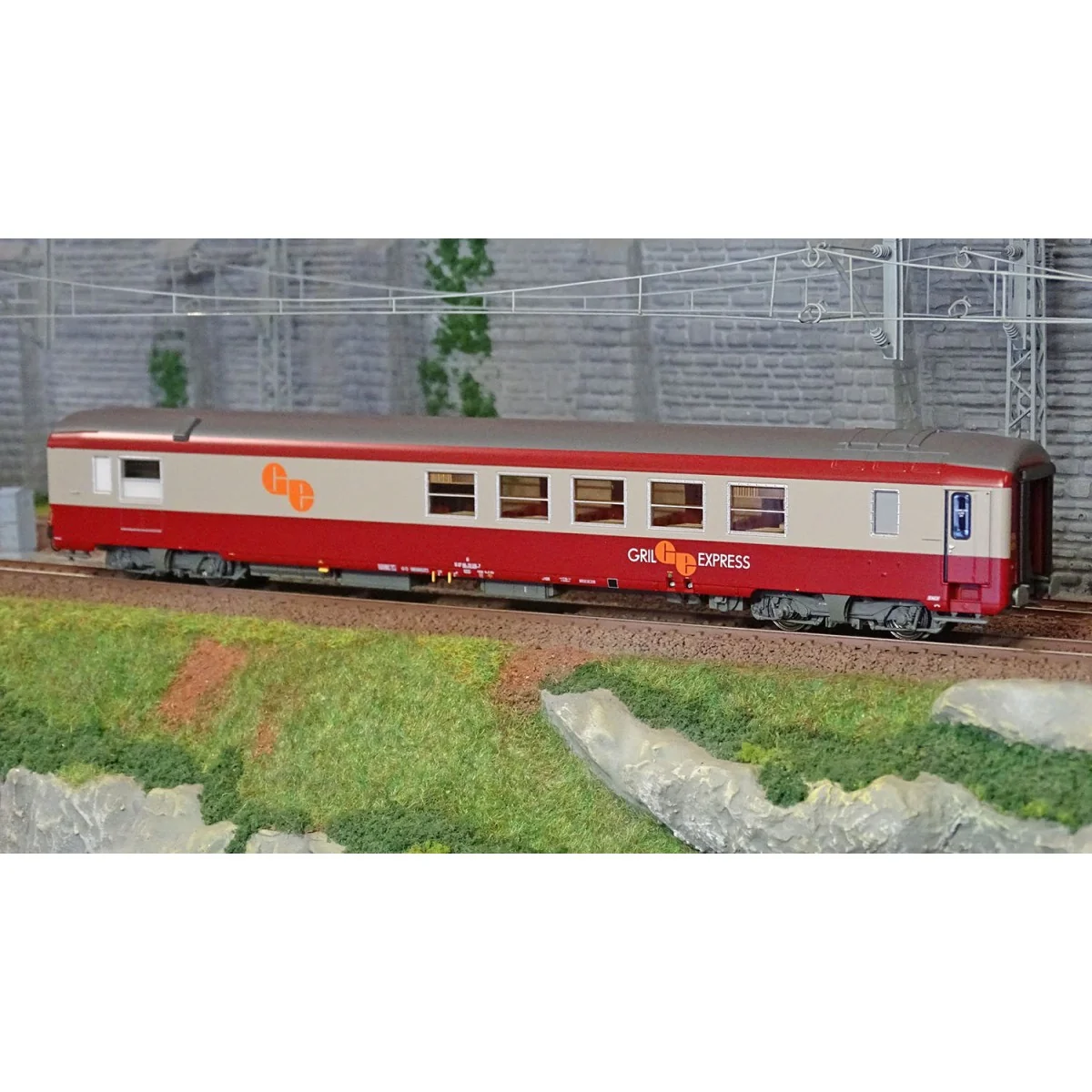 LS Models 40159 Grill Express Coach, red/concrete grey, SNCF, orang...