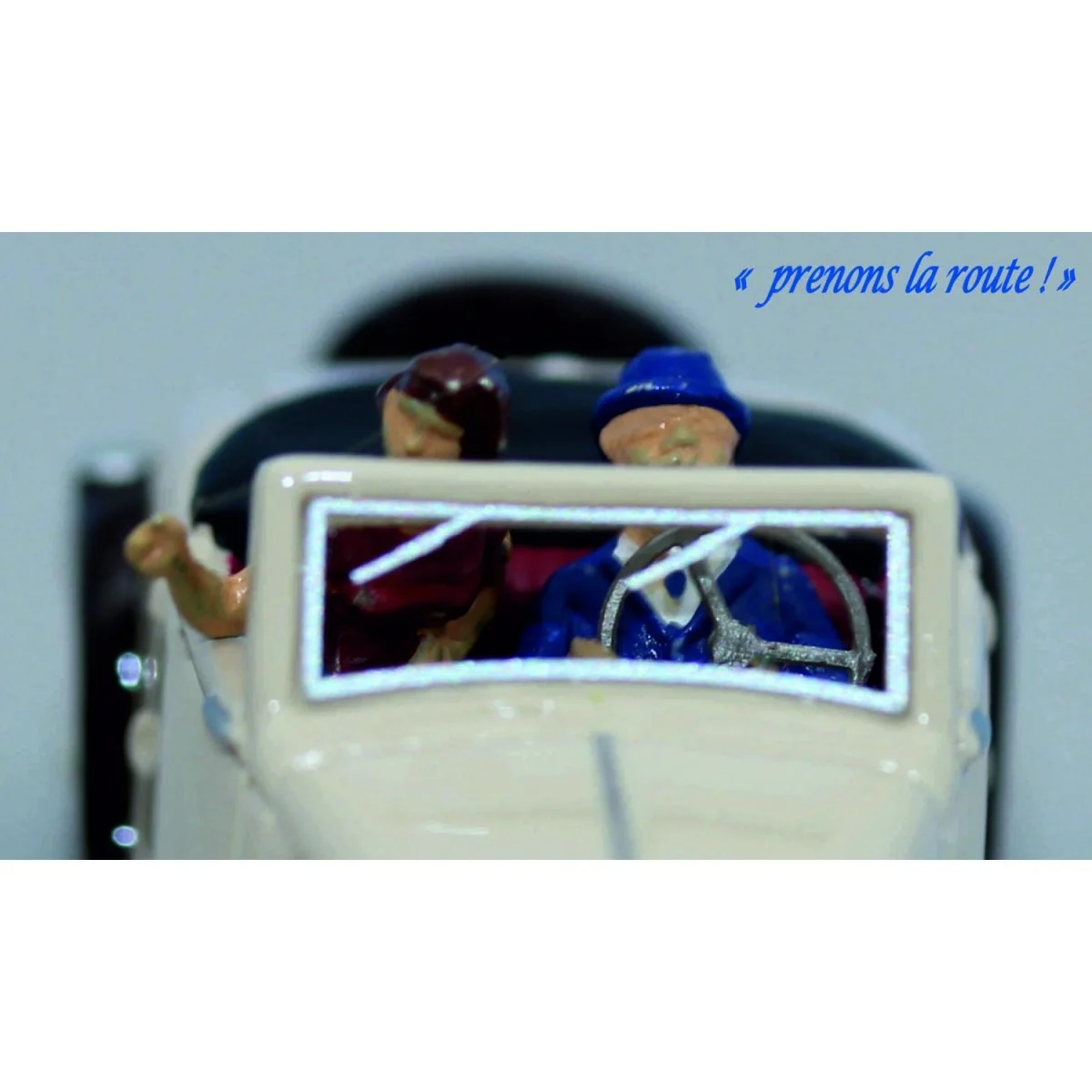 SAI 1604 Citroën Traction open convertible, beige, with a driver an...