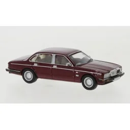 Brekina PCX870162 Jaguar XJ 401, 1986, dark metallic red - Sai_PCX8...