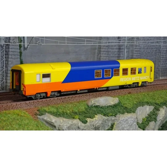 LS Models 40155.1 SR "Quality Space" Passenger Car, SNCF, Metz-Nanc... Lsm_40155.1-LS Models 40155.1 SR "Quality Space" Passenger Car, SNCF, Metz-Nancy Region, Yellow/Blue/Orange