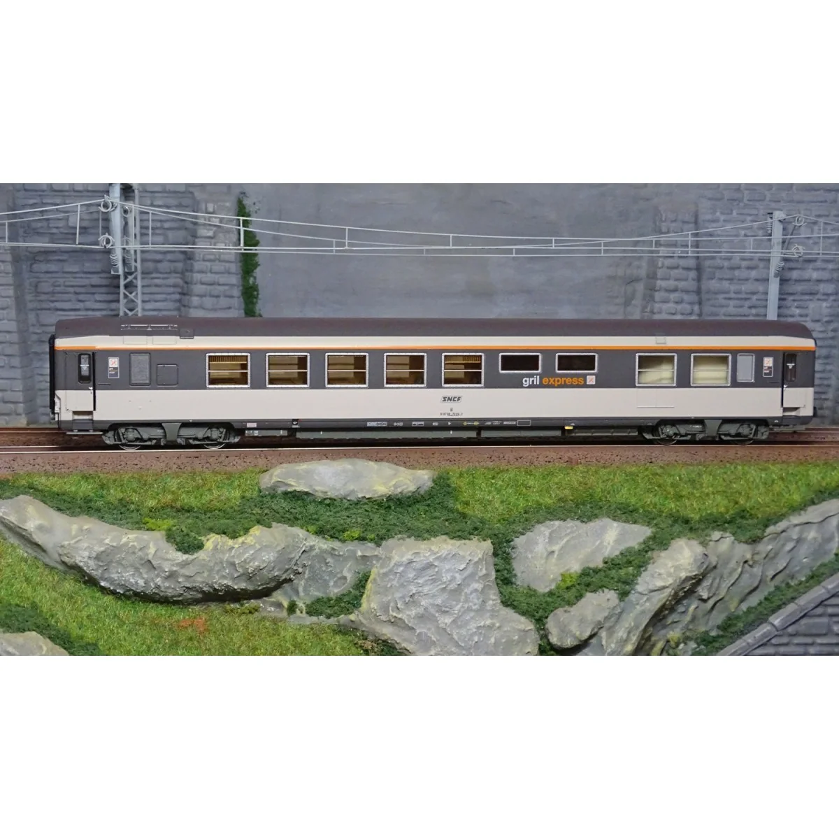 LS Models 40156.2 Voiture Corail, Grill Express, Logo encadré, SNCF Ls models Lsm_40156.2 - 2