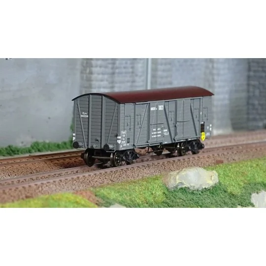 WB-772-Ree Modeles WB772 Wagon TP Couvert, 4 portes, gris , PLM, ep. II