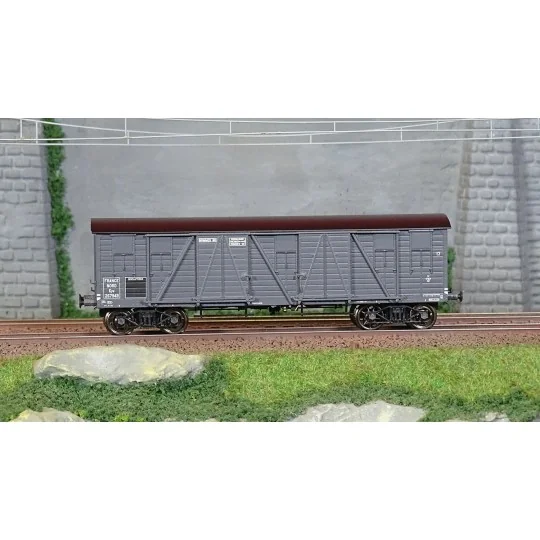 WB-773-Ree Modeles WB773 Covered Public Works Wagon, 4 doors, grey, NORTH, era II