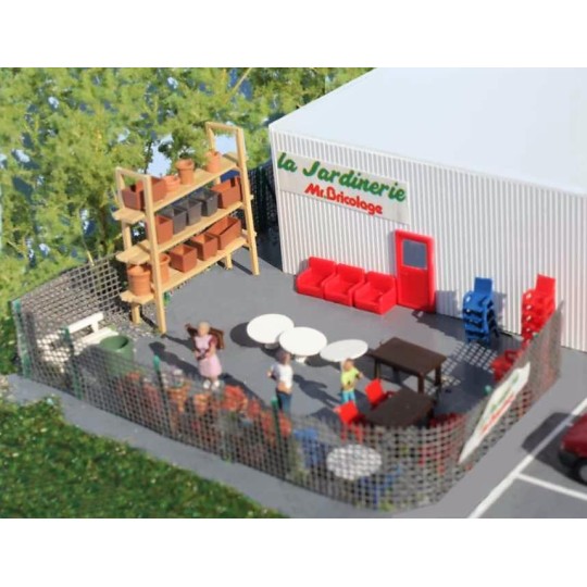 Sai_175-Sai 175 Store, Mr Bricolage with garden center and outdoor space