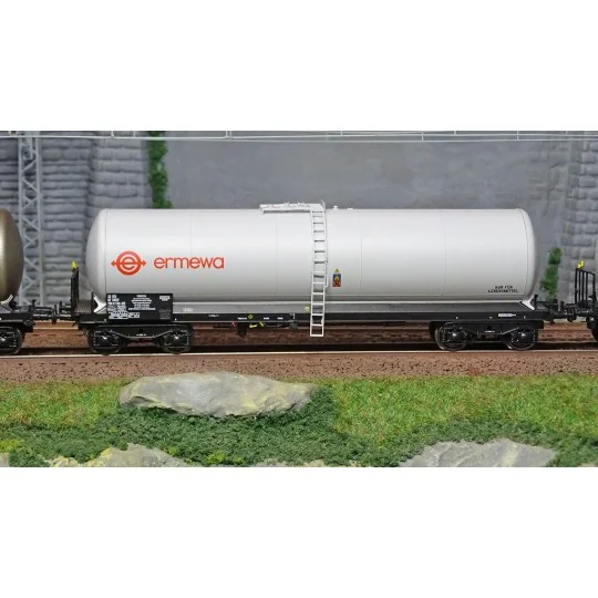 WB-598-Ree Models WB598 Set of 3 long ANF tank wagons, Y 23M bogies, ERMEWA