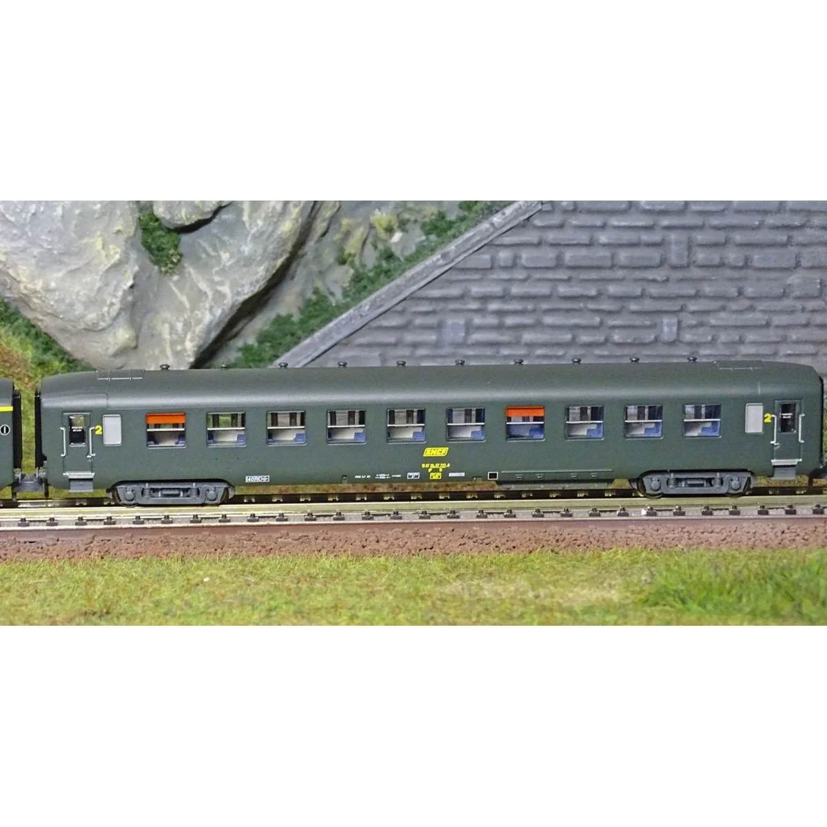 REE Modeles NW286 Set of 2 DEV AO passenger cars, SNCF, A8 and B10,...