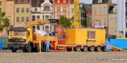 Kibri 13578 Tank transporter truck with auxiliary crane and bungalo...