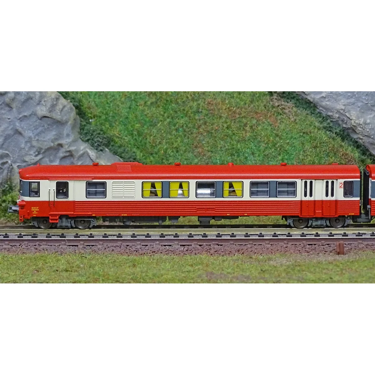 REE Modeles NW197 Autorail EAD X-4552 + Remorque XR-8334, toit rouge, 3 feux, logo SNCF, dépôt Marseille Ree Modeles NW-197 - 2