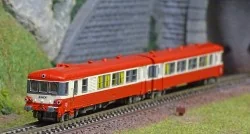 REE Modeles NW200 Autorail EAD X-4567 + Remorque XR-8531, toit rouge, 3 feux, logo SNCF encadré, dépôt Lyon-Vaise, N - 1/160 Ree