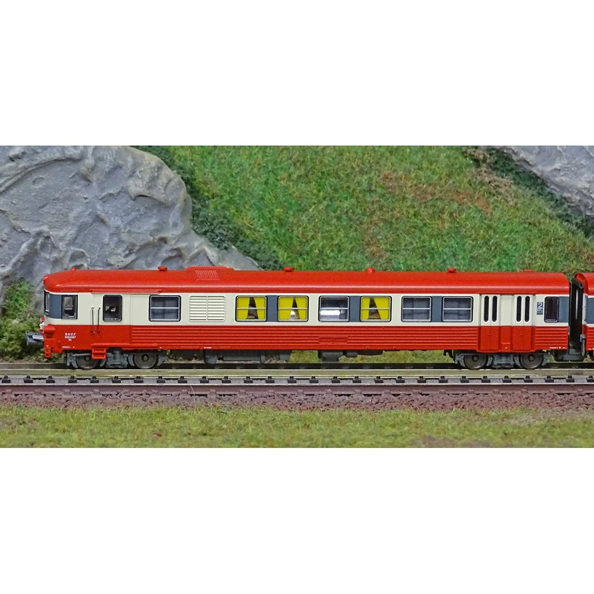 REE Modeles NW200 Autorail EAD X-4567 + Remorque XR-8531, toit rouge, 3 feux, logo SNCF encadré, dépôt Lyon-Vaise, N - 1/160 Ree