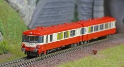 REE Modeles NW201 Autorail EAD X-4554 + Remorque XR-8542, toit rouge, 3 feux, logo SNCF nouilles, dépôt Marseille, N - 1/160 Ree