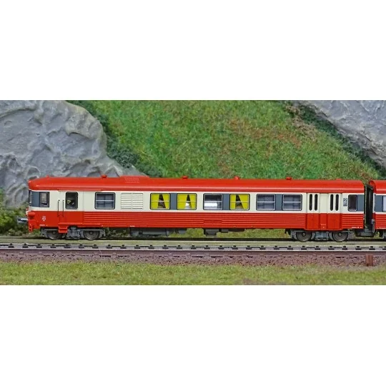 NW-201-REE Modeles NW201 EAD X-4554 Railcar + XR-8542 Trailer, red roof, 3 lights, SNCF logo, Marseille depot, N - 1/160