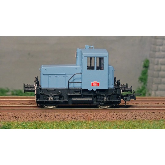 MB-149.S-Ree Modeles MB149.S Y2126 Diesel Shunting Locomotive, Industrial Blue, White Crossbeams, Black Chassis, Digital Sound