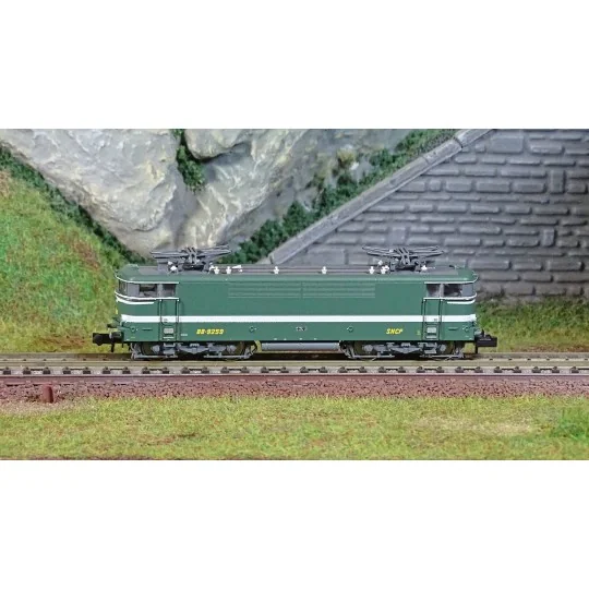 Trix_16694-MiniTrix 16694 BB 9259 electric locomotive, SNCF, Oullins livery, digital sound, N scale