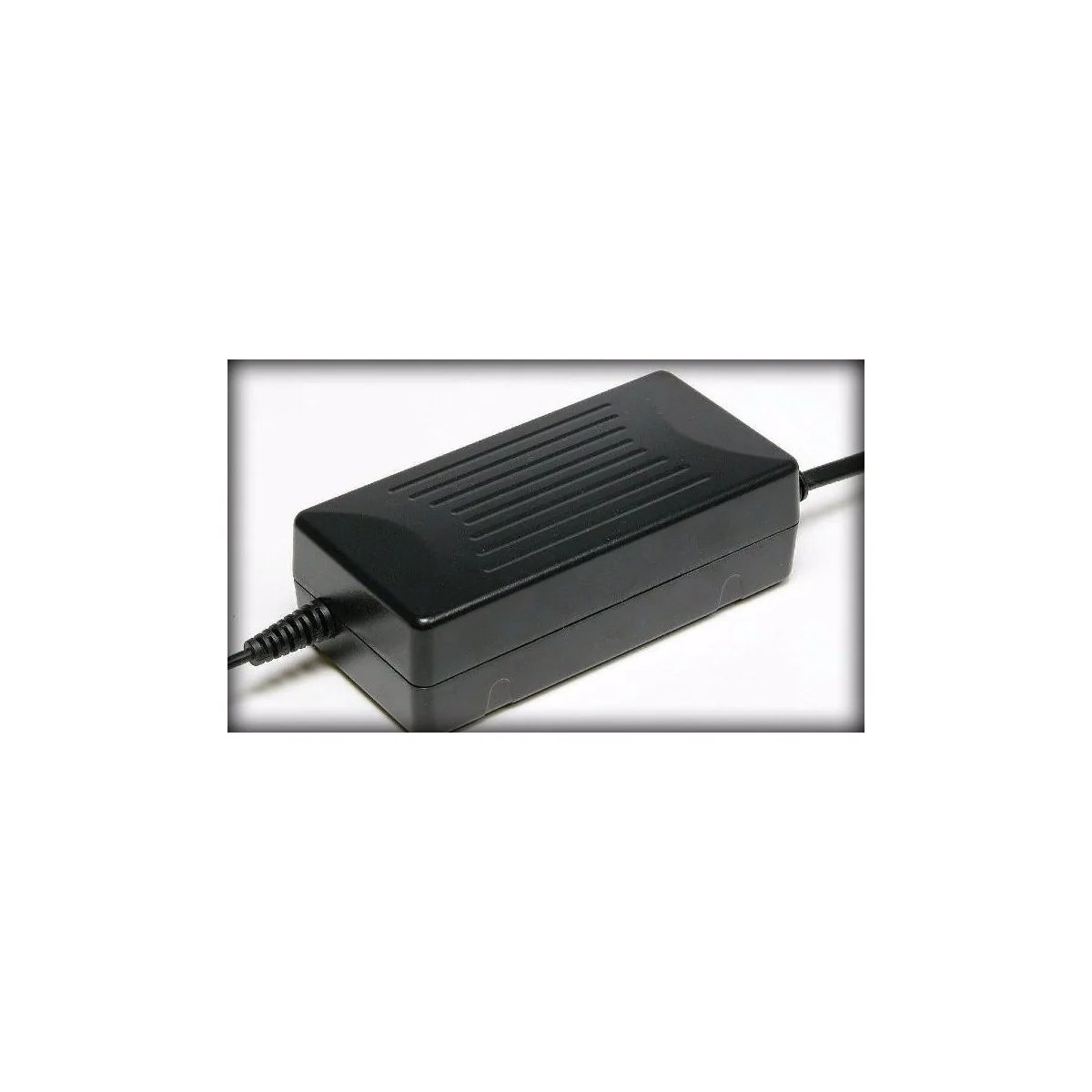 Hornby P9301 Alimentation, transformateur universel 4 amp, pour central digital Hornby Hornby P9301 - 1