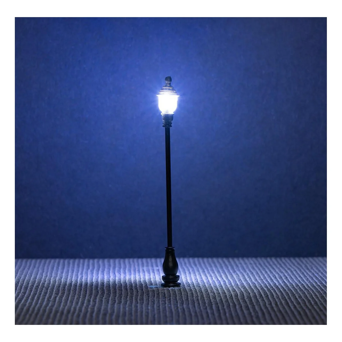 Faller 180108 Lighting, LED Park Street Light, 6.3cm , with LEDs (x...