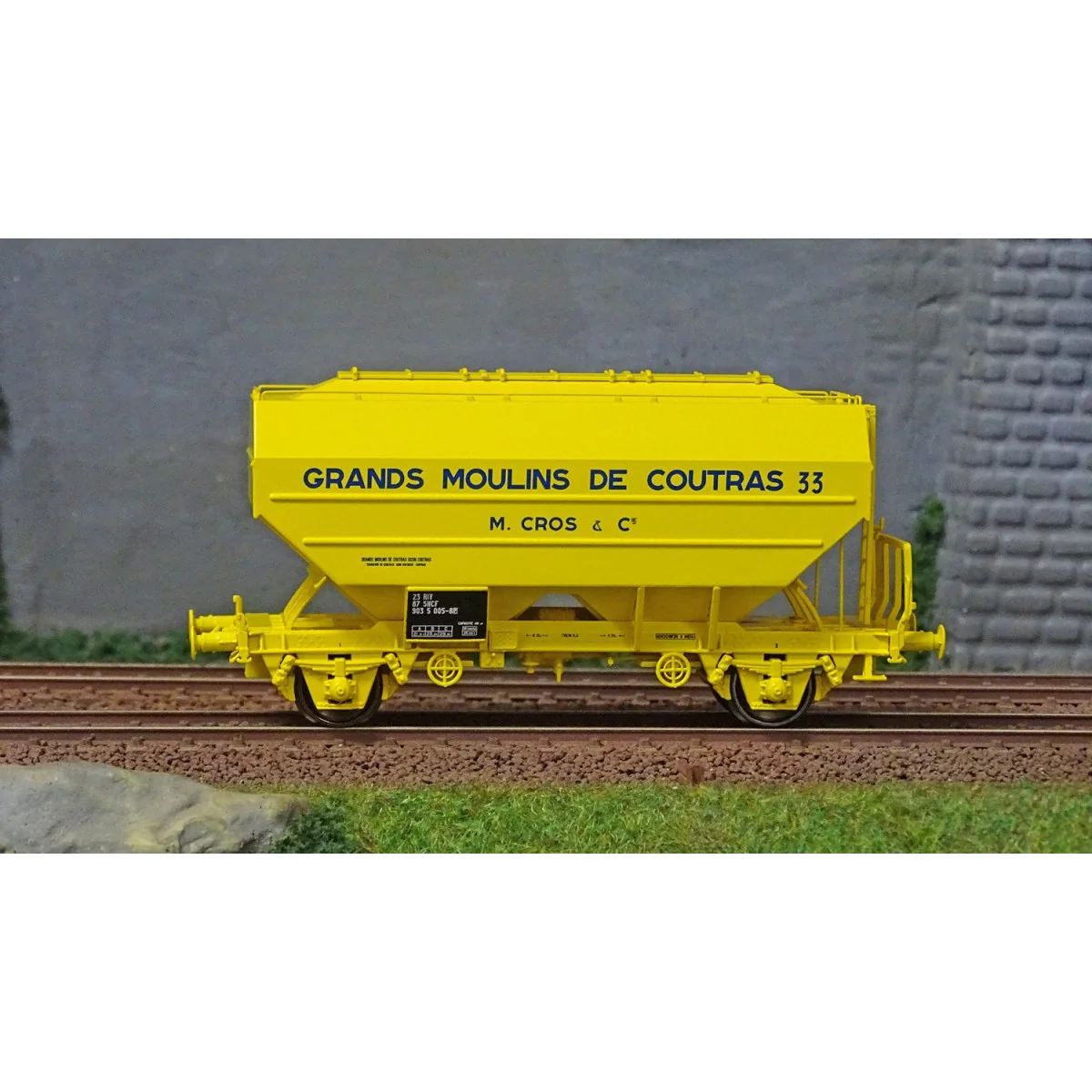 Ree models WB733 Richard grain wagon, GRANDS MOULINS DE COUTRAS, ep...
