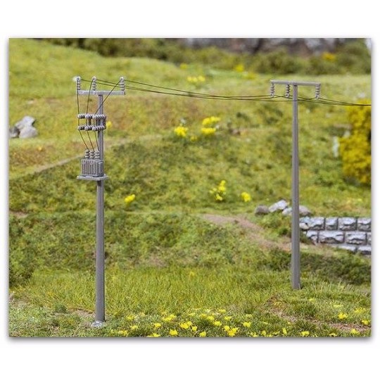 Faller_180928-Faller 180928 Maquette, quatre mats de lignes électriques