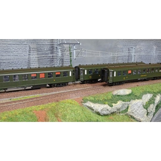 VB-371-Ree Modeles VB371 Set of 3 Bacalan B11/B11/B3 coaches, SNCF