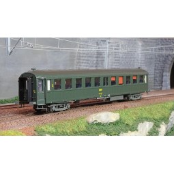 Ree Modeles VB375 Bacalan 2nd class coach B11, SNCF, yellow framed ...