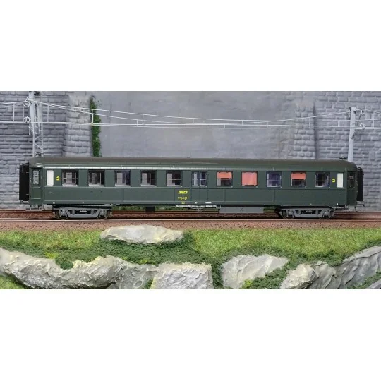 VB-375-Ree Modeles VB375 Voiture Bacalan 2ème classe B11, SNCF, logo encadré jaune