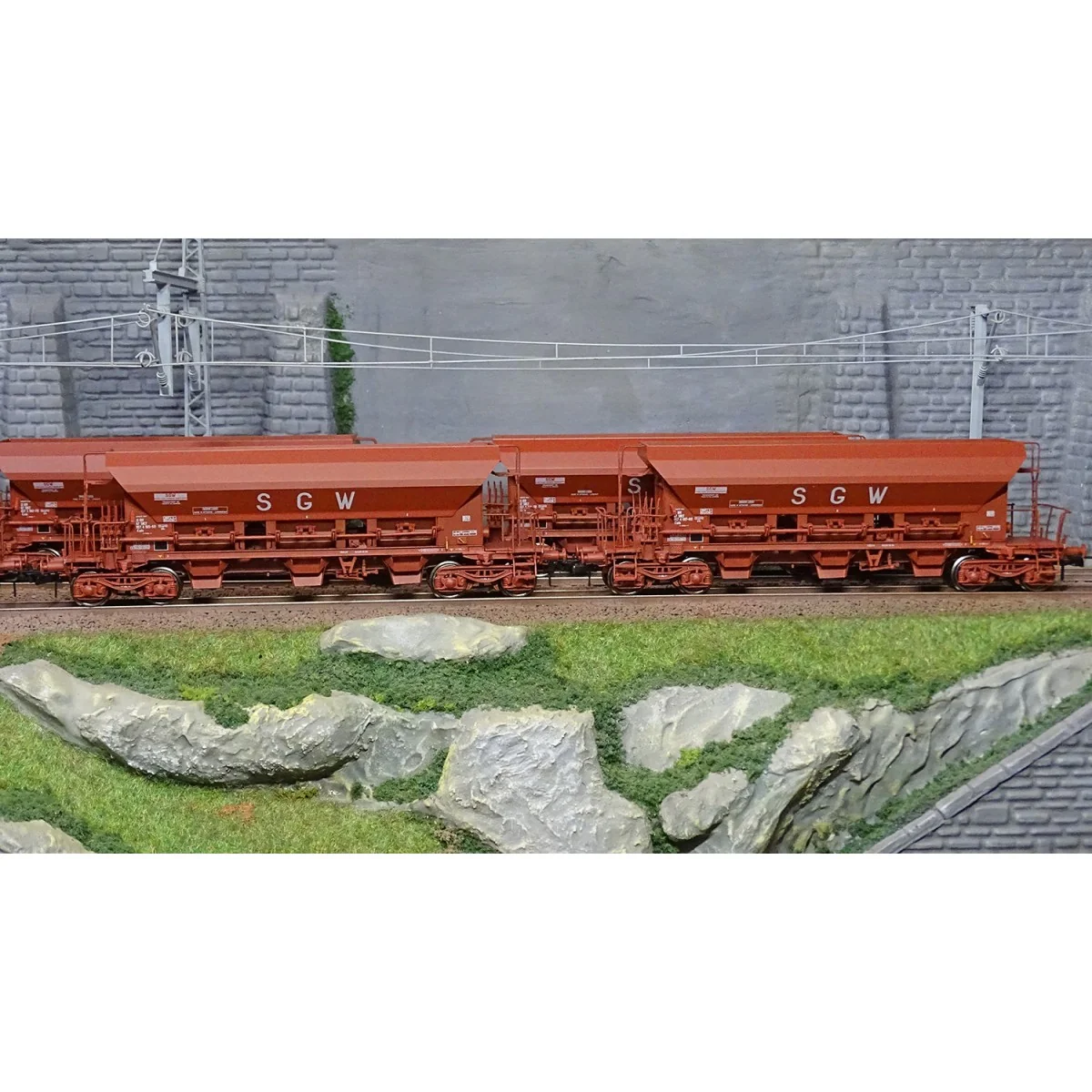 Ree modeles WB798 Set de 6 wagons trémie F70 Eads, SGW, ep. IV Ree Modeles WB-798 - 2 Ree modeles WB798 Set de 6 wagons trémie F70 Eads, SGW, ep. IV Ree Modeles WB-798 - 2