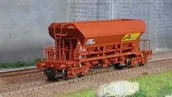 Ree modeles WB802 Wagon trémie F70 Facs, Sablières MALET, ep. VI Ree Modeles WB-802 - 1