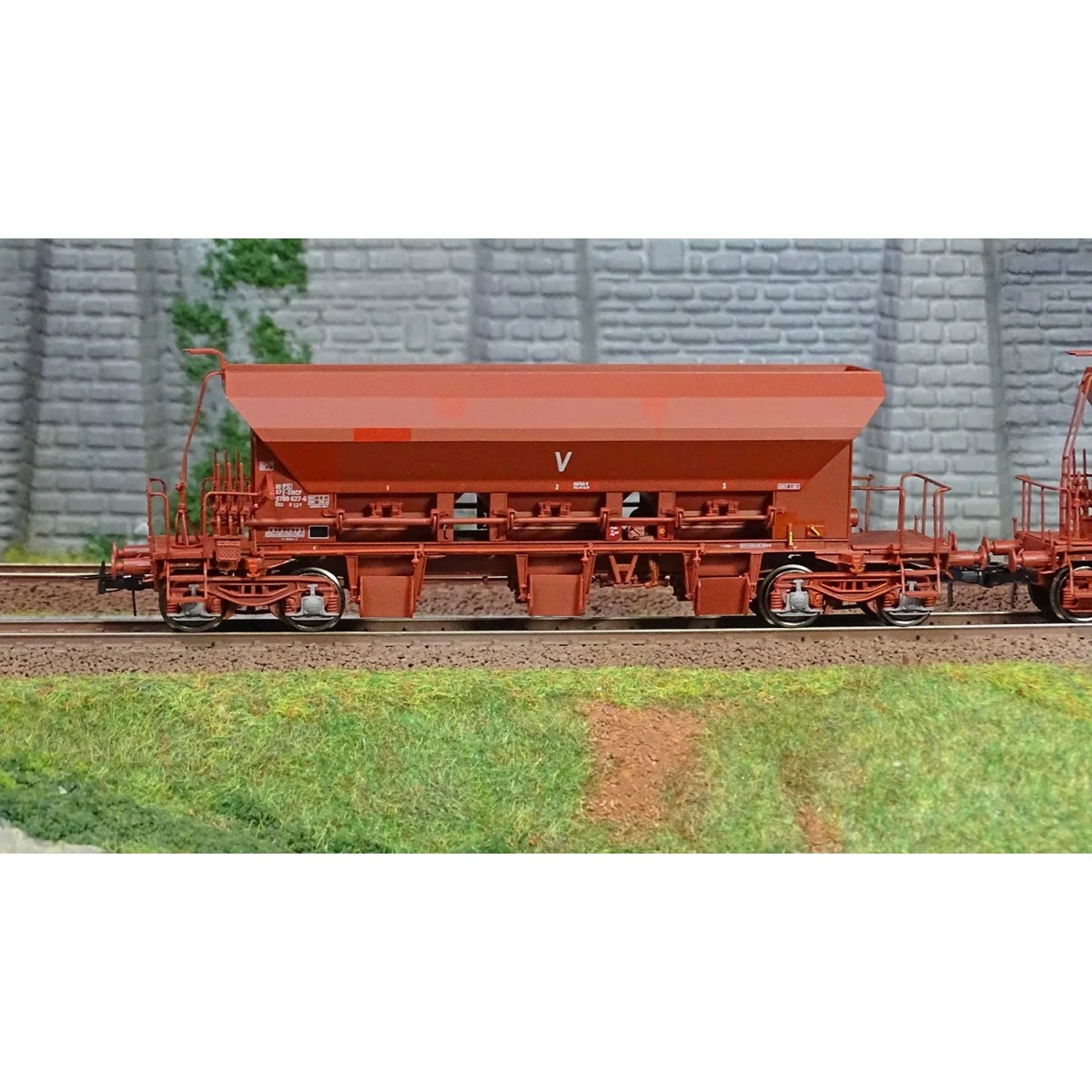 Ree modeles WB806 Set de 3 wagons trémie à Ballast F70 Uas, SNCF, INFRA V, ep. VI Ree Modeles WB-806 - 2