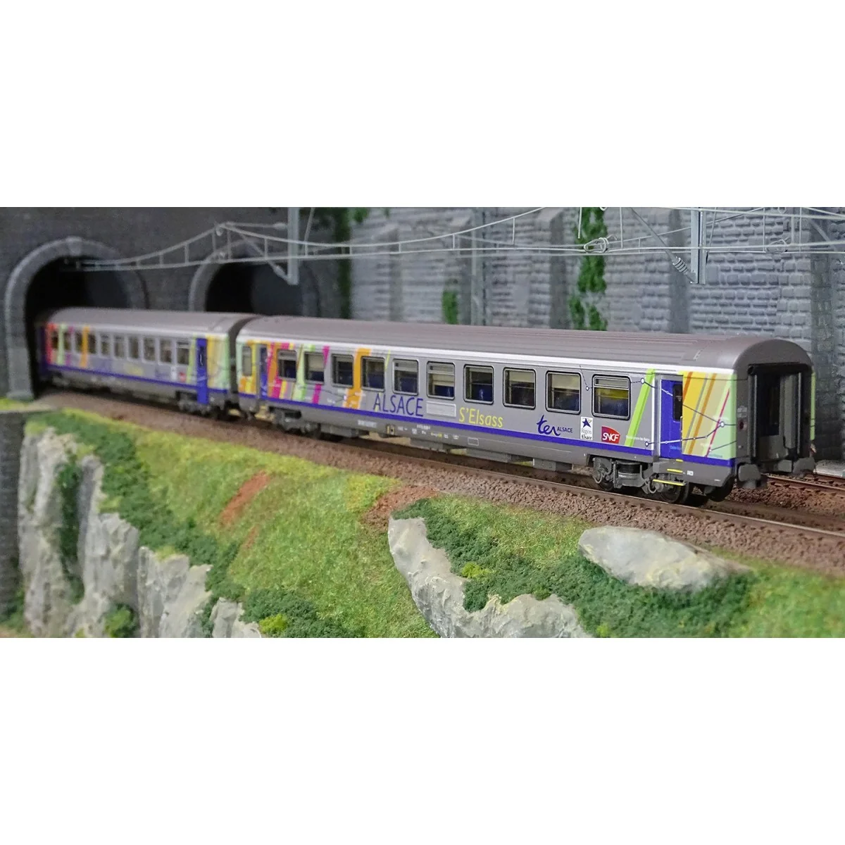 LS Models 41211 Set of 2 VTU coaches, A10tu PLC+ B11tu, Alsace live...