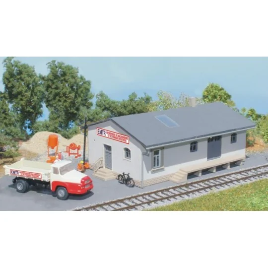 Sai_133-Sai 133 EMTR Masonry, with Unic truck and concrete mixer