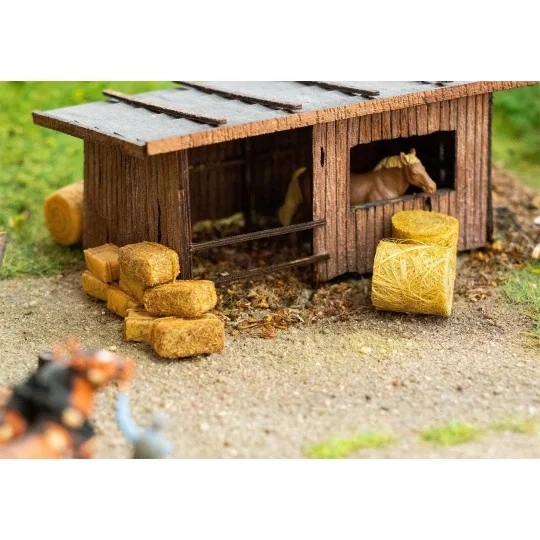 Faller_181286-Faller 181286 Haystacks, 14 round and 18 square