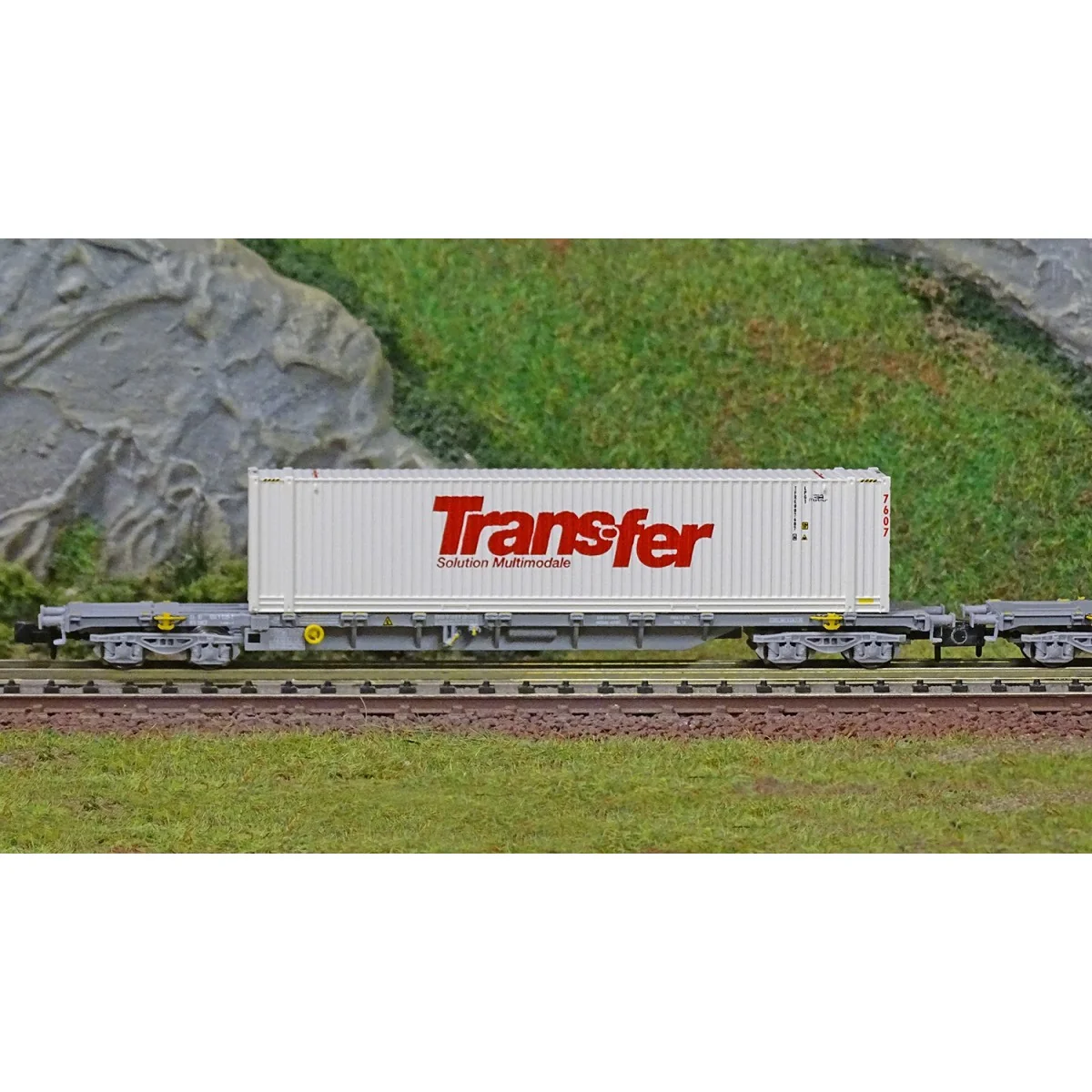 Arnold HN6584 Set of 2 Sgss type bogie container wagons, Novatrans,...