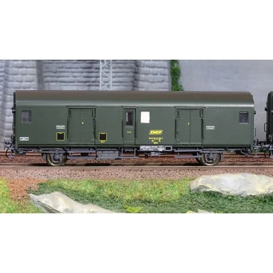 Models World 30318 Set of 2 baggage vans, SNCF, Dd2ai, Green 301, U... MW_30318-Models World 30318 Set of 2 baggage vans, SNCF, Dd2ai, Green 301, UIC markings, end-of-train lights