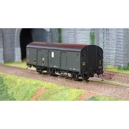 Models World 30310 Luggage Van, SNCF, Dqd2m, Green 306, 1950 markin... MW_30310-Models World 30310 Luggage Van, SNCF, Dqd2m, Green 306, 1950 markings, end-of-train lights
