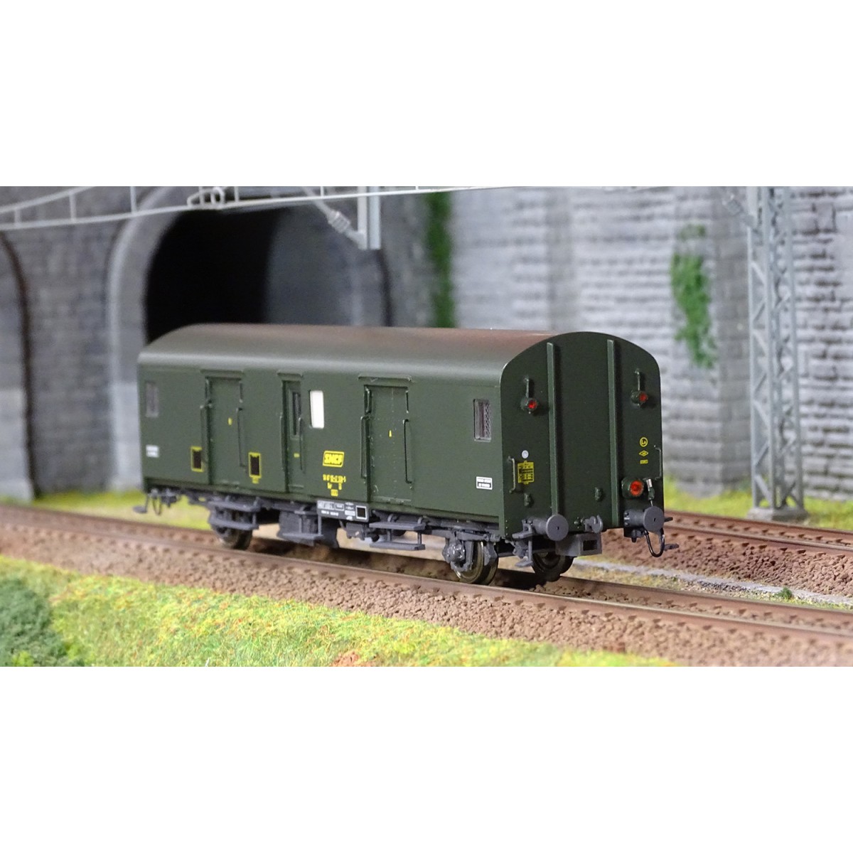 Models World 30317 Luggage van, SNCF, Dd2ai, Green 301, UIC marking...