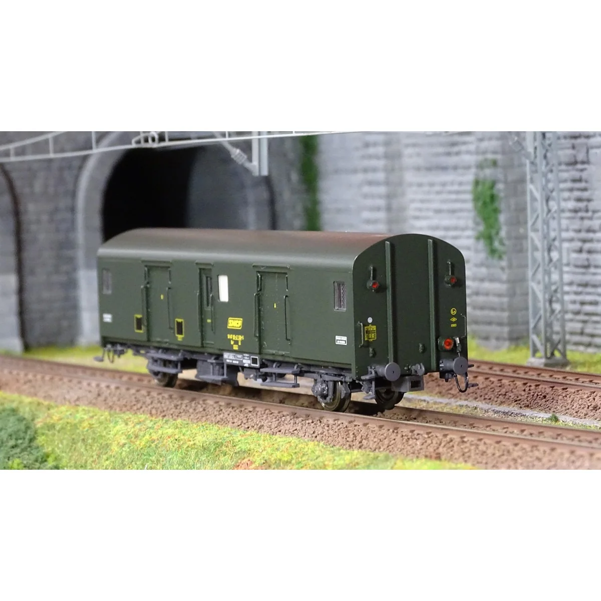 Models World 30317 Luggage van, SNCF, Dd2ai, Green 301, UIC marking... Models World 30317 Luggage van, SNCF, Dd2ai, Green 301, UIC marking...