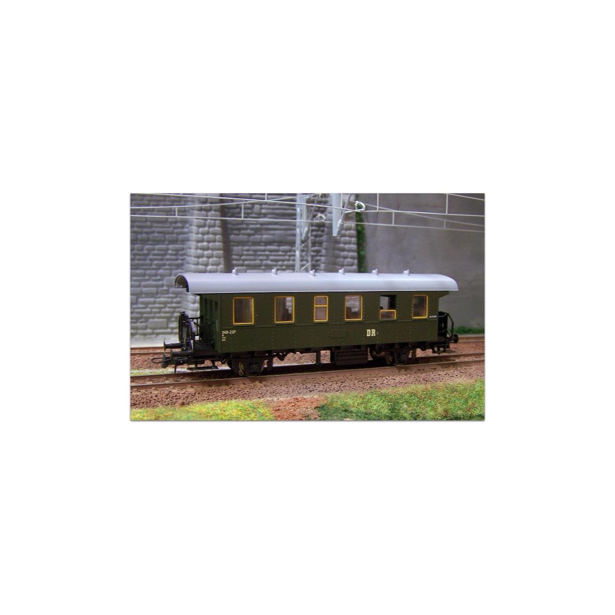 Roco 44227 Second-class passenger car with axles - Roco_44227